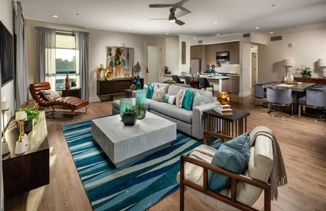 2300 Wilshire