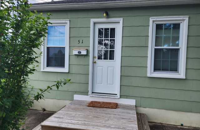 51 N Jackson Avenue