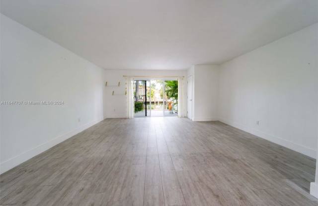 2203 Northeast 123rd Street