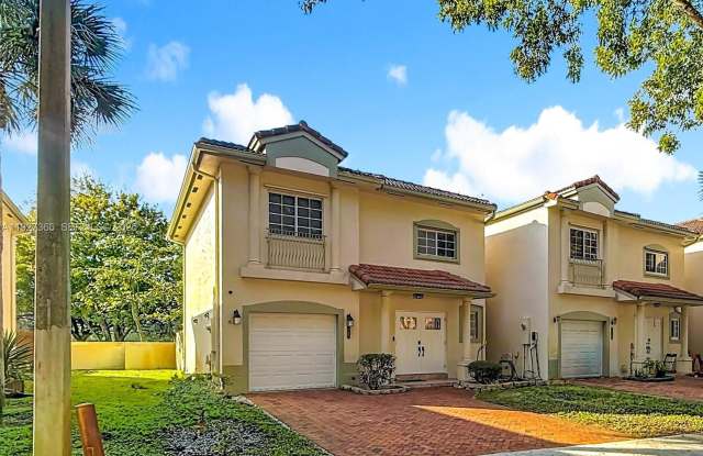 Photo of 5955 SW 99th Ter