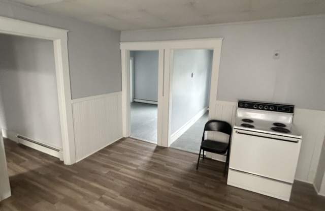 525 Waldo Street - 1