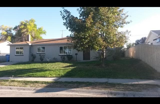 4541 W 5055 S - 4541 5055 South, Kearns, UT 84118