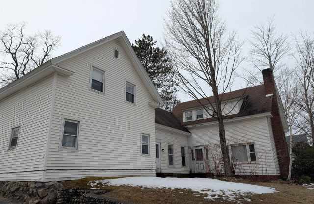 73 Highland Street