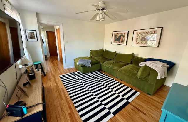 212 CARPENTER STREET