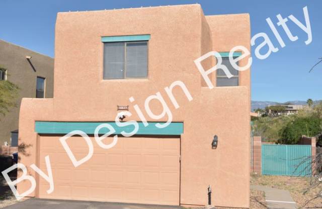 Updated SE Tucson 3BR/2.5BA Gem: Cathedral Ceilings  Private Wash Views