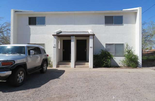 2 BEDROOM 1 BATH HOME FOR RENT - 1812 South Triviz Drive, Las Cruces, NM 88001