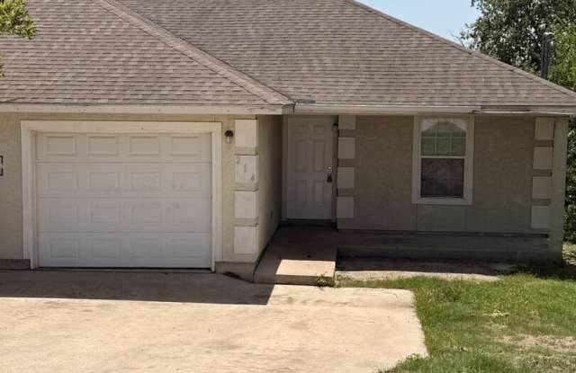 Photo of 214 loma vista