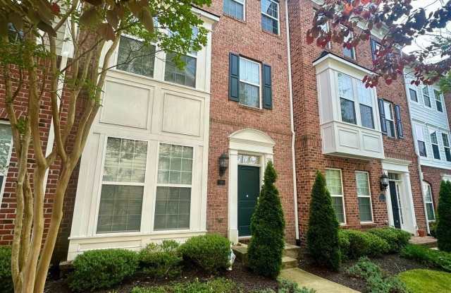 19 STEEPLECHASE DRIVE