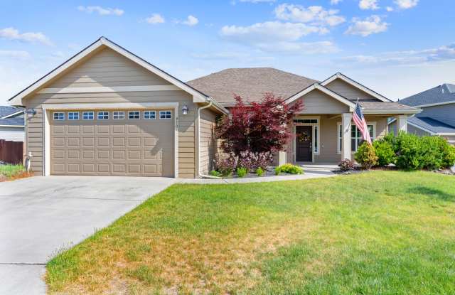 910 West Chaperon Peak Drive