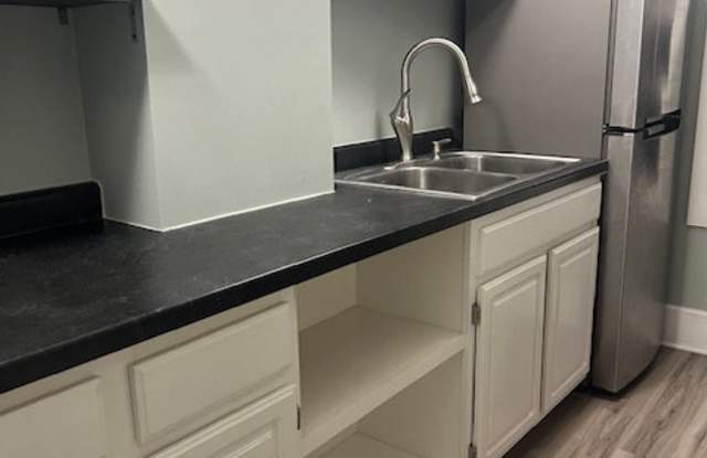 377 South Main Street - 1/2