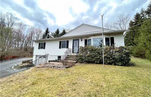 7 Craig Place - 7 Craig Place, Dutchess County, NY 12590