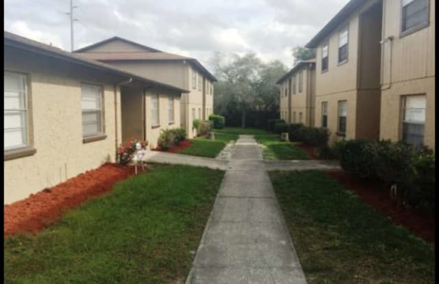 11411 N 52nd Street Unit 1 - 11411 N 52nd St, Temple Terrace, FL 33617