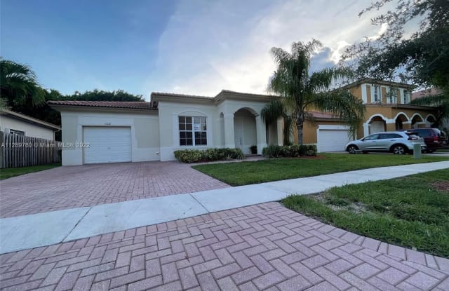 2008 NE 38th Rd - 2008 Norheast 38th Road, Homestead, FL 33033