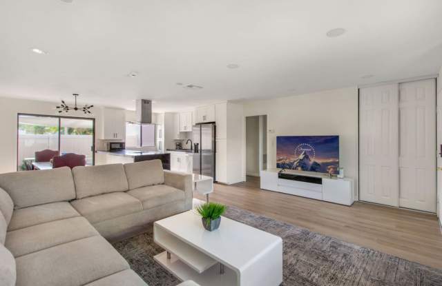 Photo of 24762 Via San Marco