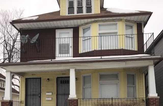 5380 Maxwell St Upper