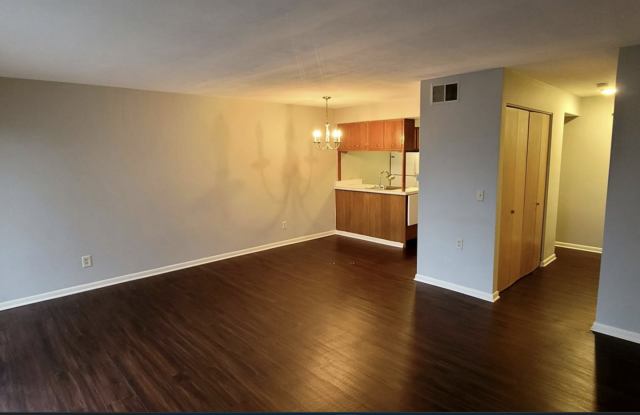 Briar Apartments photos photos