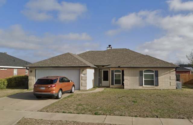 2103 Moonstone Dr
