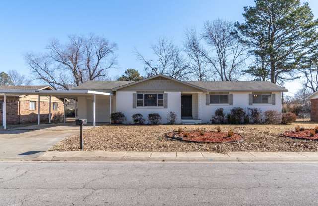 Photo of Beautiful 4 Bed / 3 Bath Home in Fort Smith