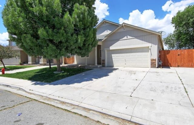 2016 Rawles Drive - 2016 Rawles Drive, Fernley, NV 89408