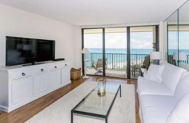400 Ocean Trail Way unit: 904