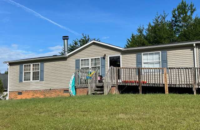 Marietta Mobile Home Call us for our Move in Special at 864-327-9068