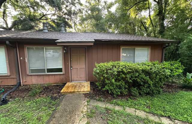 Brewster Estates unit avail NOW!!!