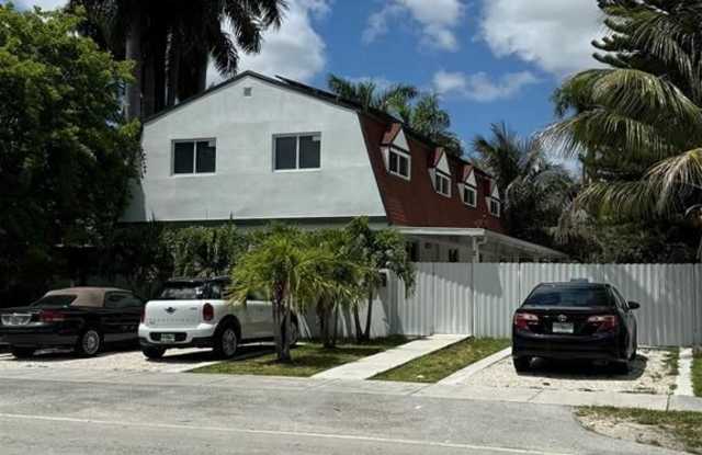 2807 NW 11th St - 2807 Northwest 11th Street, Miami, FL 33125