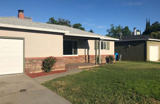 3bed / 1 ba house in Yuba City