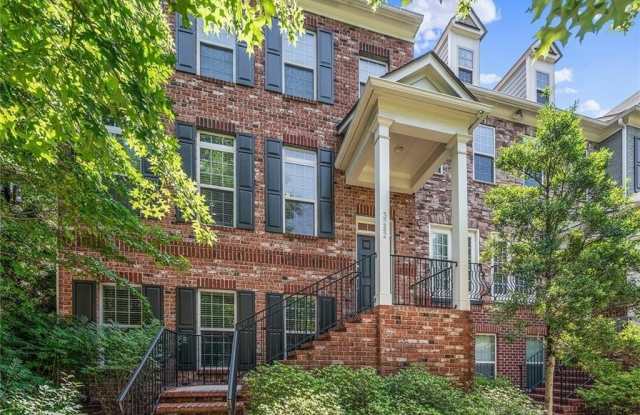 Photo of 3282 Ferncliff Lane