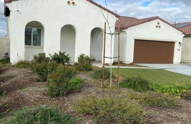 7305 Lago Puccini Street