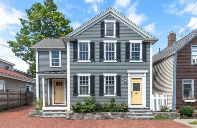 43 Liberty Street - 43 Liberty Street, Newburyport, MA 01950