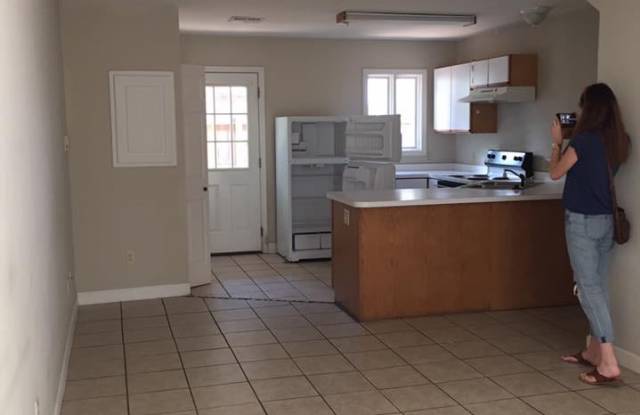 409 West Alabama Avenue