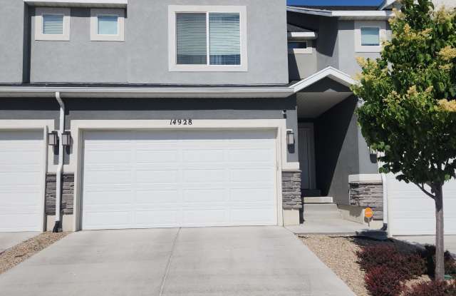 14928 S. Messi Street