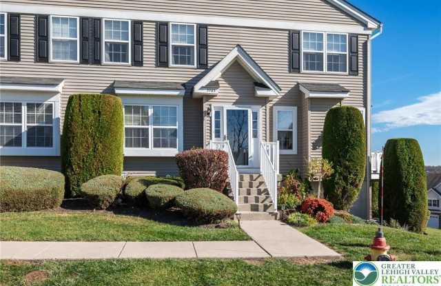 Photo of 5985 Saratoga Lane