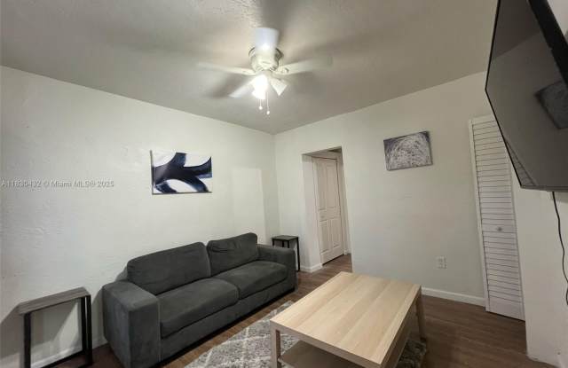 Photo of 200 NW 13th St