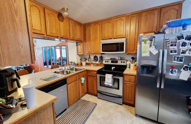 Photo of 3bed, 2.5bath Townhouse Near Medical Center and WVU Farm - Available 05/20/2026