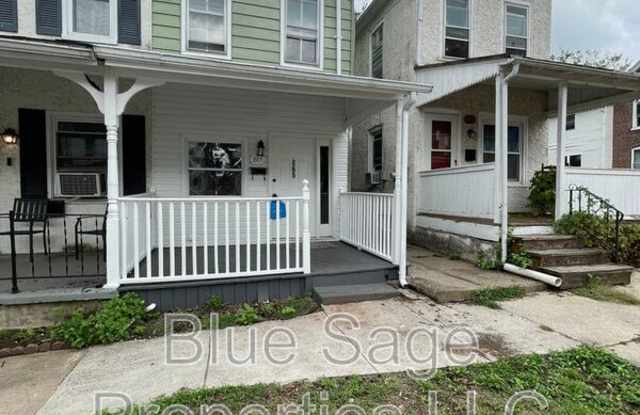 865 South St