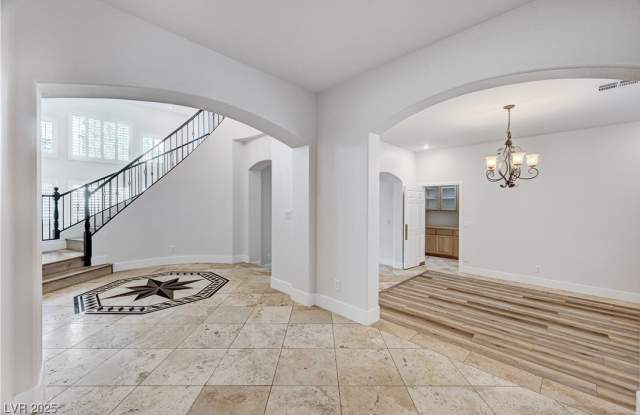 345 Whispering Tree Avenue