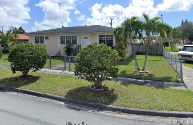 500 E 15th st - 500 East 15th Street, Hialeah, FL 33010