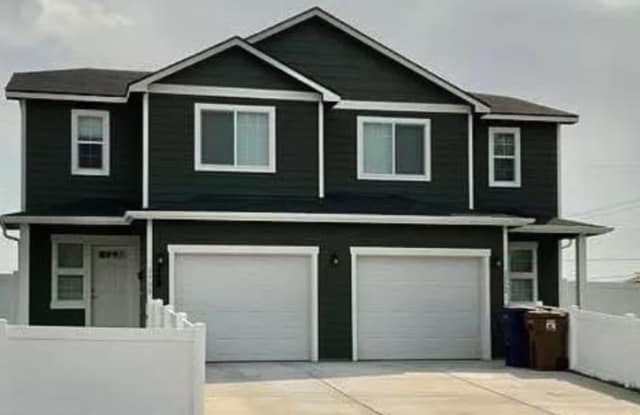 2902 North Hogan Street - 1