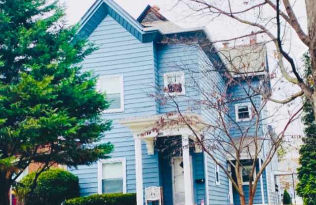 1429 Hepburn Ave Apt 3
