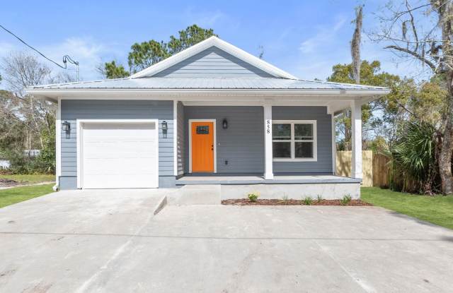 858 W 12Th St - 858 West 12th Street, St. Johns County, FL 32084