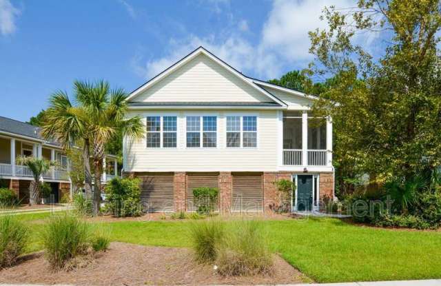 1717 Rivertowne Country Club Dr