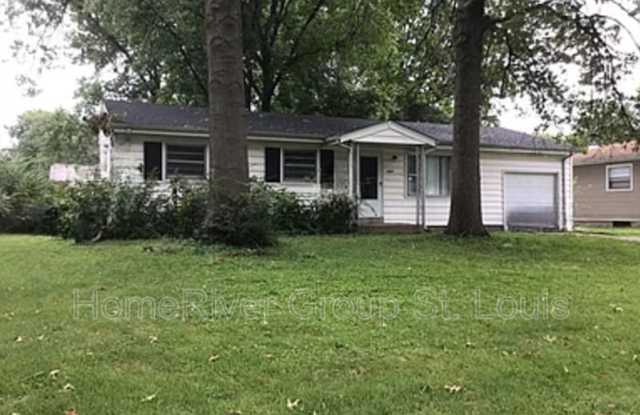 1437 Farmview Ave - 1437 Farmview Avenue, Spanish Lake, MO 63138