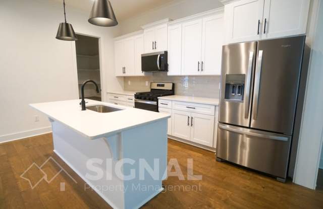 492 Preserve Parkway