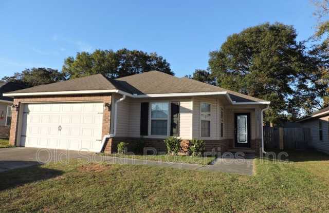 Photo of 644 Edith Ln