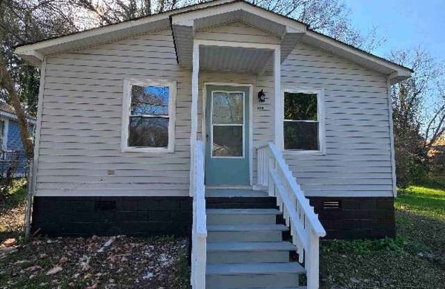 323 N Pryor St - 323 North Pryor Street, Gastonia, NC 28052