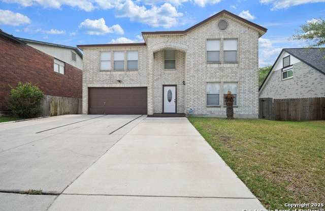823 S ELLISON DR