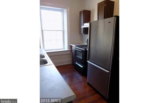 113 E MAIN Street unit: 4