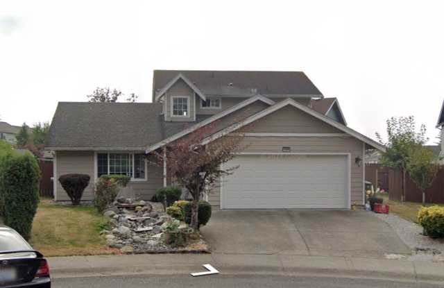 Spacious 3 Bed, 2.5 Bath Home with Fully Fenced Backyard and 2 Car Garage!